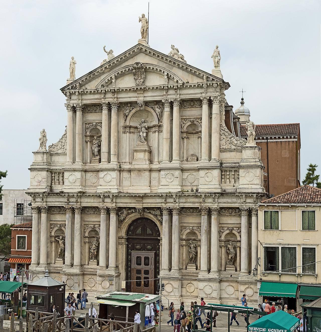 La chiesa degli scalzi a Venezia