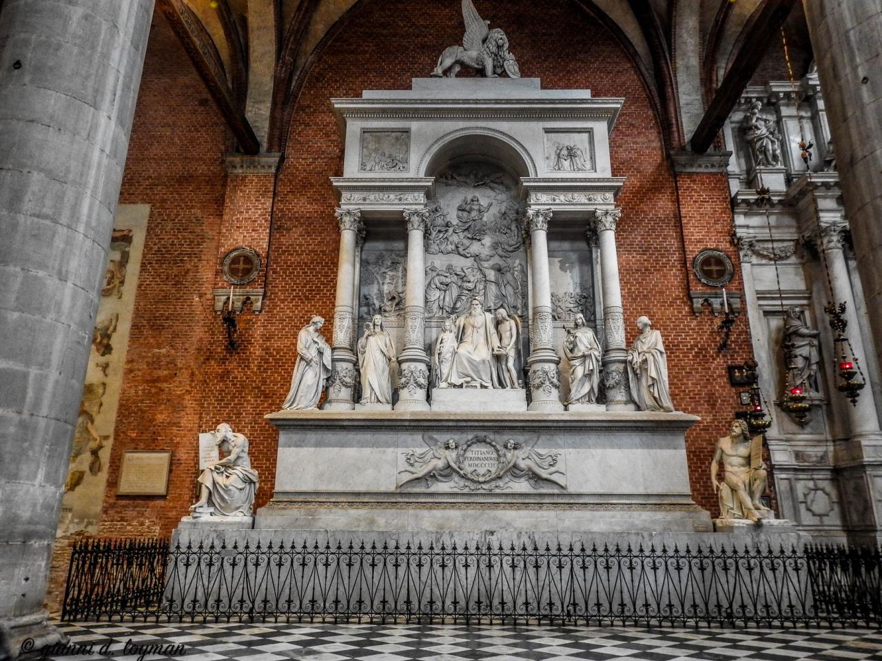 Monumento a Tiziano ai frari