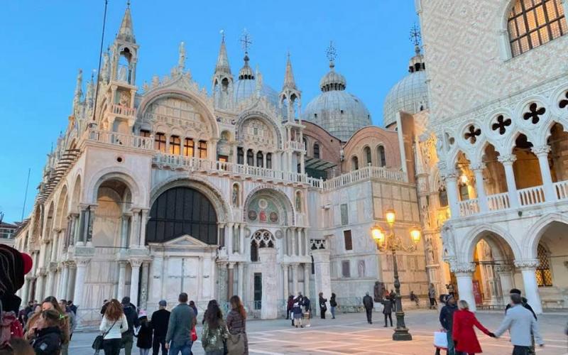 Facciata della Basilica di San Marco a Venezia, visto dalla piazzetta