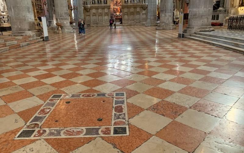 I pavimenti della Chiesa dei Frari a Venezia