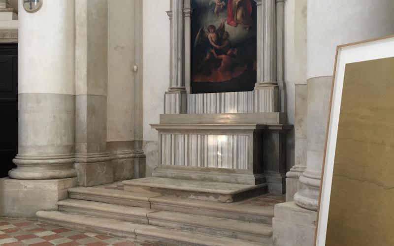 Chiesa della Maddalena, pavimento interno 