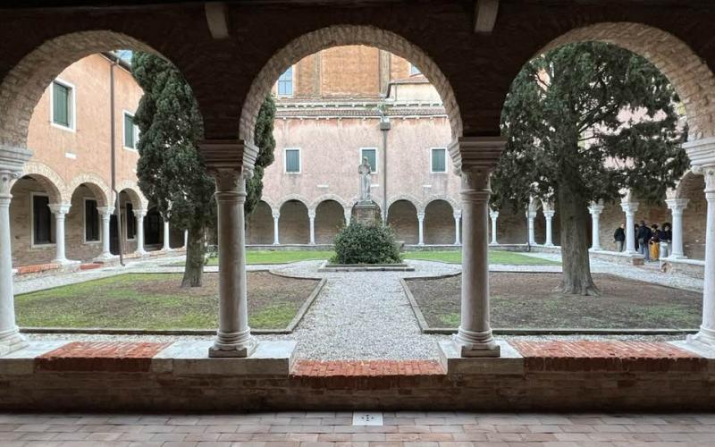 Chiostro e giardino del convento di San Francesco della Vigna