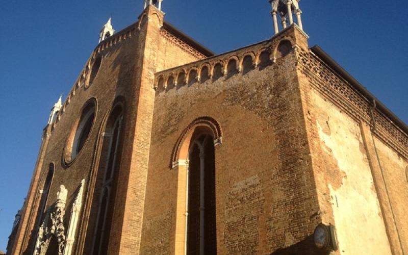 Chiesa santo stefano a Venezia, la facciata