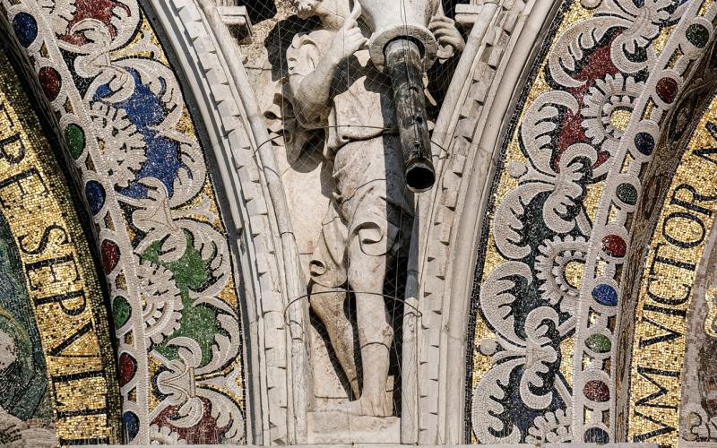 Particolare delle grondaie della Basilica di San Marco