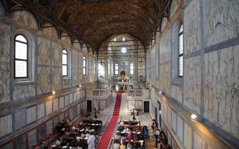 Interni chiesa di Santa Maria dei Miracoli a Venezia