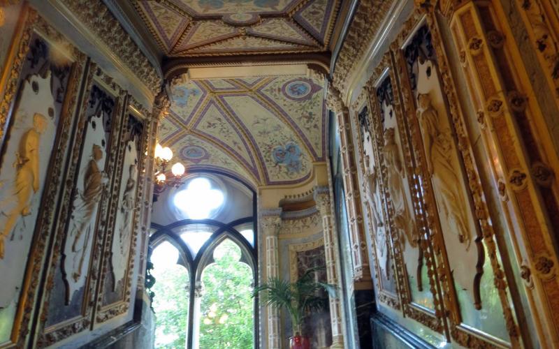Lo scalone di Palazzo Cavalli Franchetti a Venezia