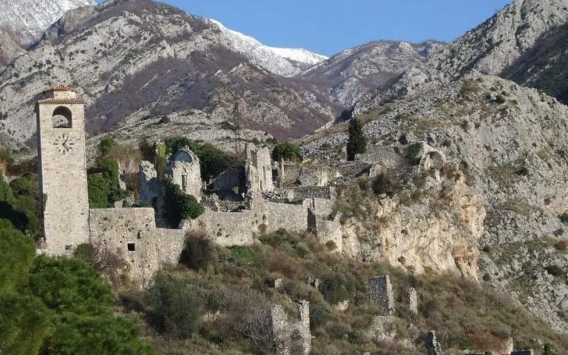 Storia di Venezia, fortezza in Albania